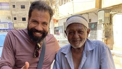 أشهر سباك مجاري بالأقصر: بحب أكلها بعرق جبيني والشباب مش عايز يشتغل