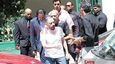 محمد عبد الحافظ أول الحضور في جنازة شقيق عمرو عبد الجليل