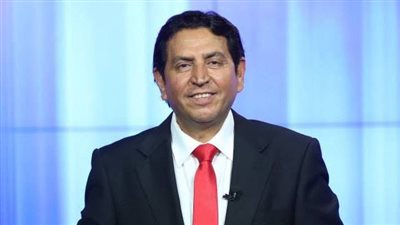 بعد وفاة كريم العراقي.. تعرف على قصائد الشاعر الراحل 