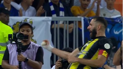 نتيجة مباراة الهلال والاتحاد بالدوري السعودي.. العميد يتقدم بثلاثية في الشوط الأول