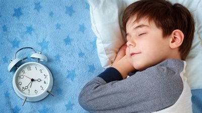 نصائح لتعزيز نوم الأطفال والحد من الأرق
