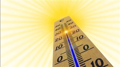 رياح مثيرة للأتربة ورطوبة مرتفعة.. الأرصاد تكشف توقعات حالة الطقس غدًا الأحد | بث مباشر