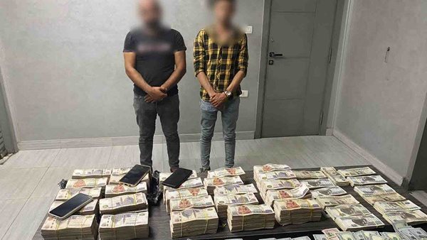 المتهمين والمضبوطات