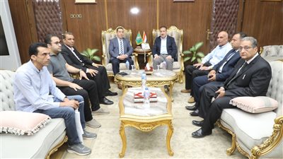 محافظ المنوفية يلتقي وفد شركة أتوبيس وسط وغرب الدلتا لبحث الإستفادة من الأصول غير المستغلة