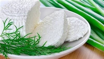 تمنع الإصابة بسرطان البروستاتا.. فوائد الجبن القريش للجسم