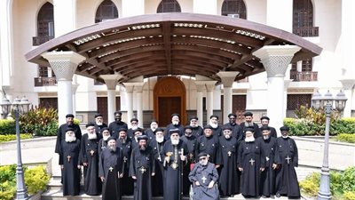 البابا تواضروس الثاني يلتقي عددًا من الآباء الكهنة من إيبارشيتَي الخرطوم وأم درمان