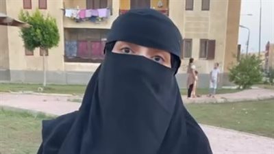 قصة كفاح صاحبة مشروع حلويات بالعبور: ماما وأختي بيشجعوني.. ومخوفتش من وقفتي في الشارع | بث مباشر