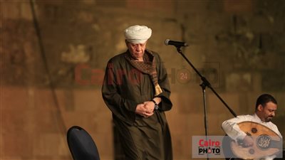 بحضور أشرف زكي وإيهاب فهمي.. ياسين التهامي يبدع في مهرجان القلعة بحضور كامل العدد | صور