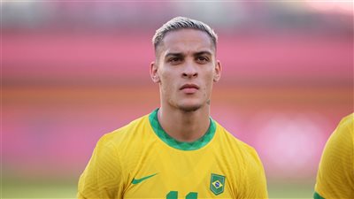 قرار جديد من الاتحاد البرازيلي ضد أنتوني بسبب واقعة صديقته