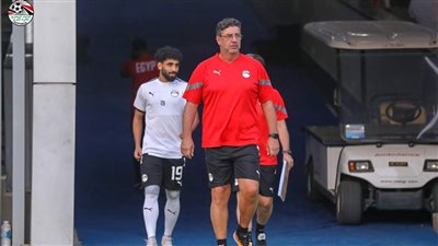  لاعبو الأهلي وبيراميدز يقلقون فيتوريا قبل انطلاق كأس السوبر بالإمارات 