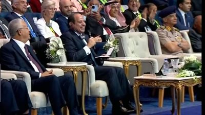 وزير الصحة يطلب إدراج تنظيم الأسرة في التأمين الصحي.. والسيسي لوزير المالية: هتدفع؟