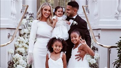 بعد إنجابهما.. حفل زفاف رياض محرز والبريطانية تايلور وارد رفقة أبنائهما يثير إعجاب المتابعين | صور