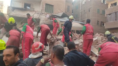 محافظ القاهرة يوجه بصرف إعانات عاجلة للمتضررين من انهيار عقار حدائق القبة
