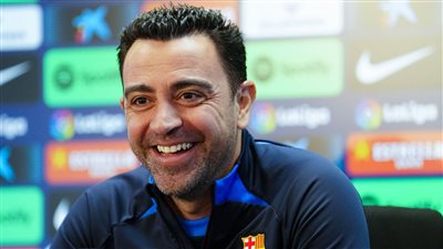 تشافي هيرنانديز يرفض ملايين السعودية.. ويضع عينيه على مانشستر يونايتد