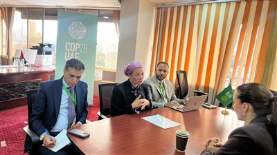 وزيرة البيئة ونظيرتها الإماراتية تناقشان بناء شراكة بالمجالات البيئية الخضراء