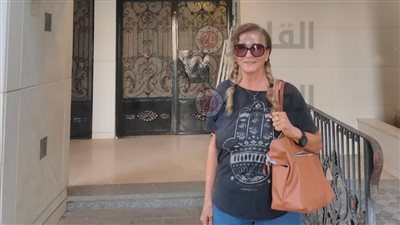 بعد إعادة لوحة زوجها الراحل.. نجلاء فتحي لـ القاهرة 24: الحق لازم يبان ويرجع