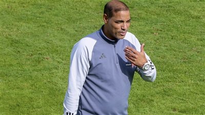 وفد شركة الكرة بـ الأهلي في الإمارات للاتفاق على الزي الخاص بموسم 2024-2025