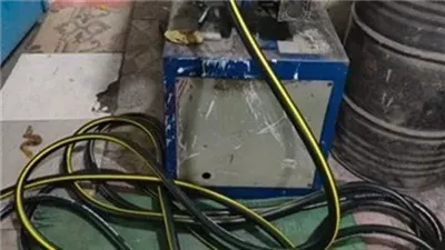 التحقيق مع مسئول عن مصنع لاتهامه باستخدام أدوات مغشوشة بالقاهرة