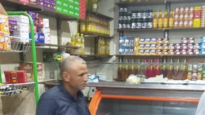 ضبط تاجر لبيعه 1000 علبة سجائر في السوق السوداء بالبحيرة