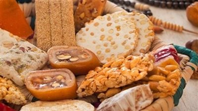 هل يجوز لي شراء حلوى المولد النبوي الشريف؟.. الأزهر للفتوى يوضح 