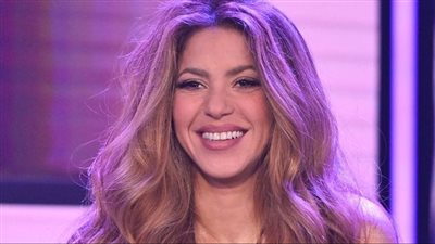 ممثلة أرجنتينية تتهم شاكيرا بالكذب: لا تزالي مجنونة بـ بيكيه 