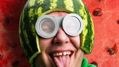 ارتداء أزياء غريبة ومشاهدة أفلام صاخبة..أمريكا تحتفل بـ يوم غريبي الأطوار