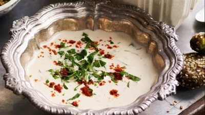 طريقة عمل الطحينة للمشويات.. 4 وصفات لإعداد سلطة الطحينة اللذيذة