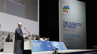 شيخ الأزهر: جريمة حرق الكنائس تعادل جريمة حرق المصاحف في الإثم والعدوان