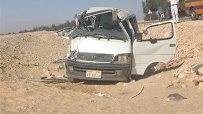بينهم 5 سيدات وطفلتان.. ننشر أسماء مصابي انقلاب ميكروباص في قنا 