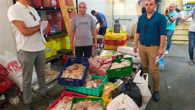 ضبط 6 أطنان مخلل وملح مجهولة المصدر بالبحيرة