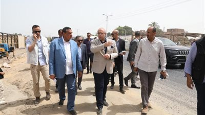 وزير التنمية المحلية يتفقد عددا من المشروعات الاستثمارية ببني سويف