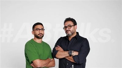 أكرم حسني: طول الوقت كان نفسي أبقى حاجة في الفن.. وكنت مشهورًا بس الناس مش عارفاني