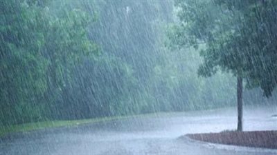 موجز أخبار الطقس غدًا الأحد: انخفاض درجات الحرارة وفرص لسقوط الأمطار