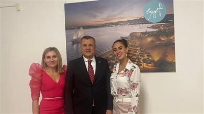 وزير السياحة يعقد لقاءات مع أهم منظمي الرحلات في موسكو