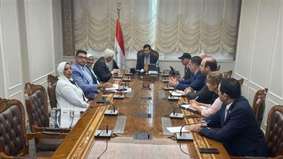 وزير الرياضة يلتقي رئيس اتحاد الكيانات المصرية في أوروبا ويوقعان عدة اتفاقيات