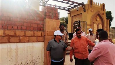 محافظ أسوان يوجه بالإسراع بتكثيف العمل بمشروع تطوير منطقة الطابية التاريخية لافتتاحه خلال احتفالات 6 أكتوبر