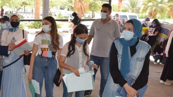 الكشف الطبي بجامعة