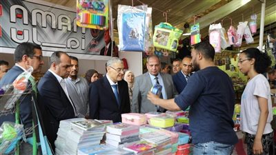 افتتاح معرض أهلا مدارس لتوفير المستلزمات والأدوات المدرسية بأسعار مخفضة بالمنيا