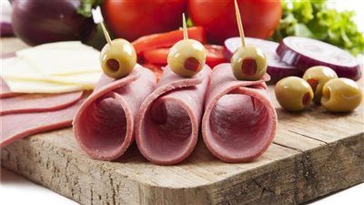 طريقة عمل اللانشون بدون بيض.. مكونات طبيعية وطعم لا يقاوم