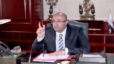 محافظ بني سويف يحيل شكوى موظفة من ذوي الهمم للنيابة الإدارية