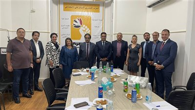 مقترح بتشكيل تيار سياسي بين أحزاب الوسط يدعم مرشحًا واحدًا في انتخابات الرئاسة 