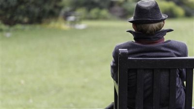 دراسة: مشاكل الجهاز الهضمي مرتبطة بالوحدة والاكتئاب لدى كبار السن