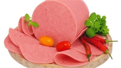 طريقة عمل اللانشون باللحمة.. نصائح نجاحها من أول مرة للشيف حسن