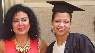 ابنة رانيا يوسف تهاجم والدها: مش عايزة من محمد مختار حاجة 