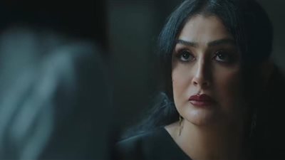 حب امتلاك للابن وتخطيط مكائد لخطيبته.. 7 صفات للحماة السيكوباتية على طريقة حكاية تحت الحزام