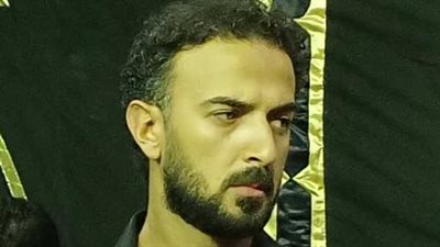 الحزن يسيطر على الفنان محمد مهران في عزاء والده بمسجد ثابت مكي | بث مباشر