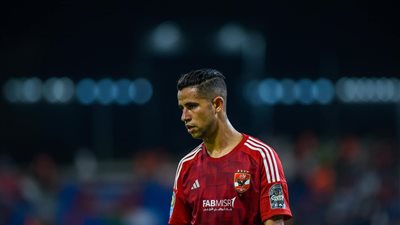 مدحت شلبي: رضا سليم يعلن عن غضبه بعد عدم مشاركته أمام جورماهيا