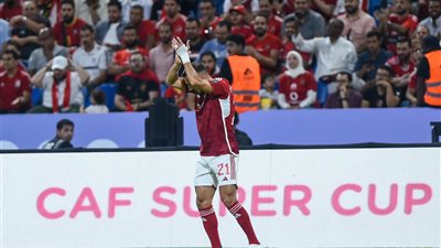 علي معلول خارج حسابات مباراة الأهلي والجونة في الدوري