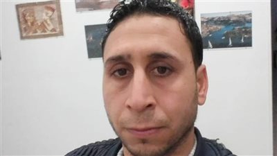 كان رايح شغله.. مصرع شخصين وإصابة 15 في حادث انقلاب ميكروباص بطريق الواحات