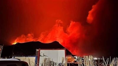 حرائق الجزائر اليوم.. تفاصيل ساعات صعبة لاندلاع النيران في الغابات | فيديو